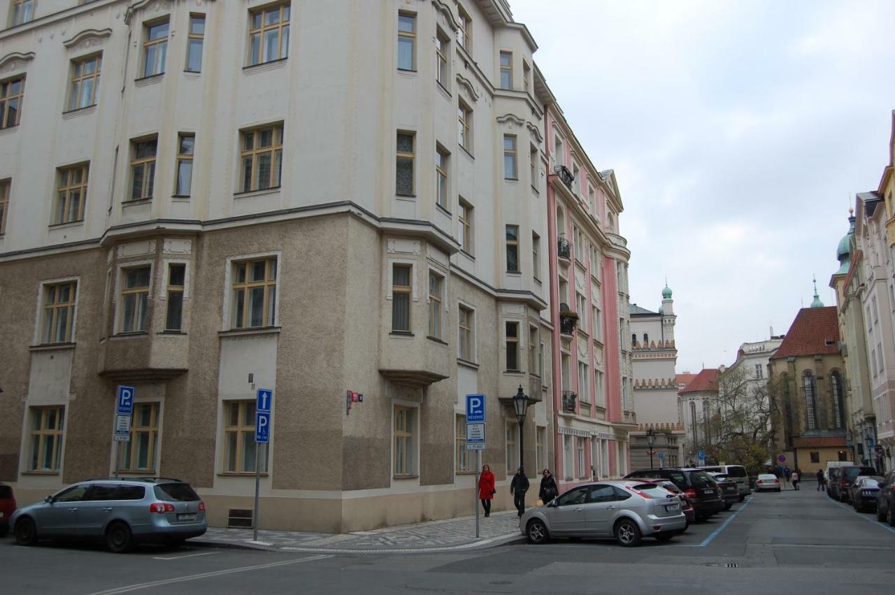 Apartment In The Heart Of Praga Zewnętrze zdjęcie