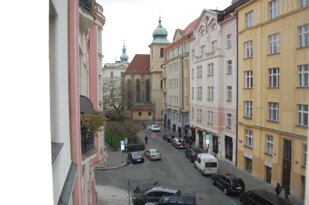Apartment In The Heart Of Praga Zewnętrze zdjęcie