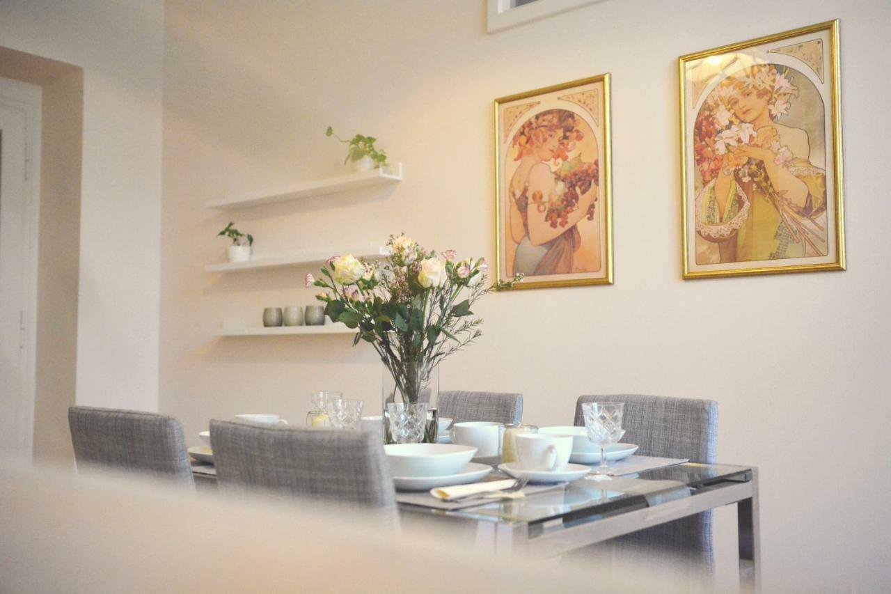 Apartment In The Heart Of Praga Zewnętrze zdjęcie