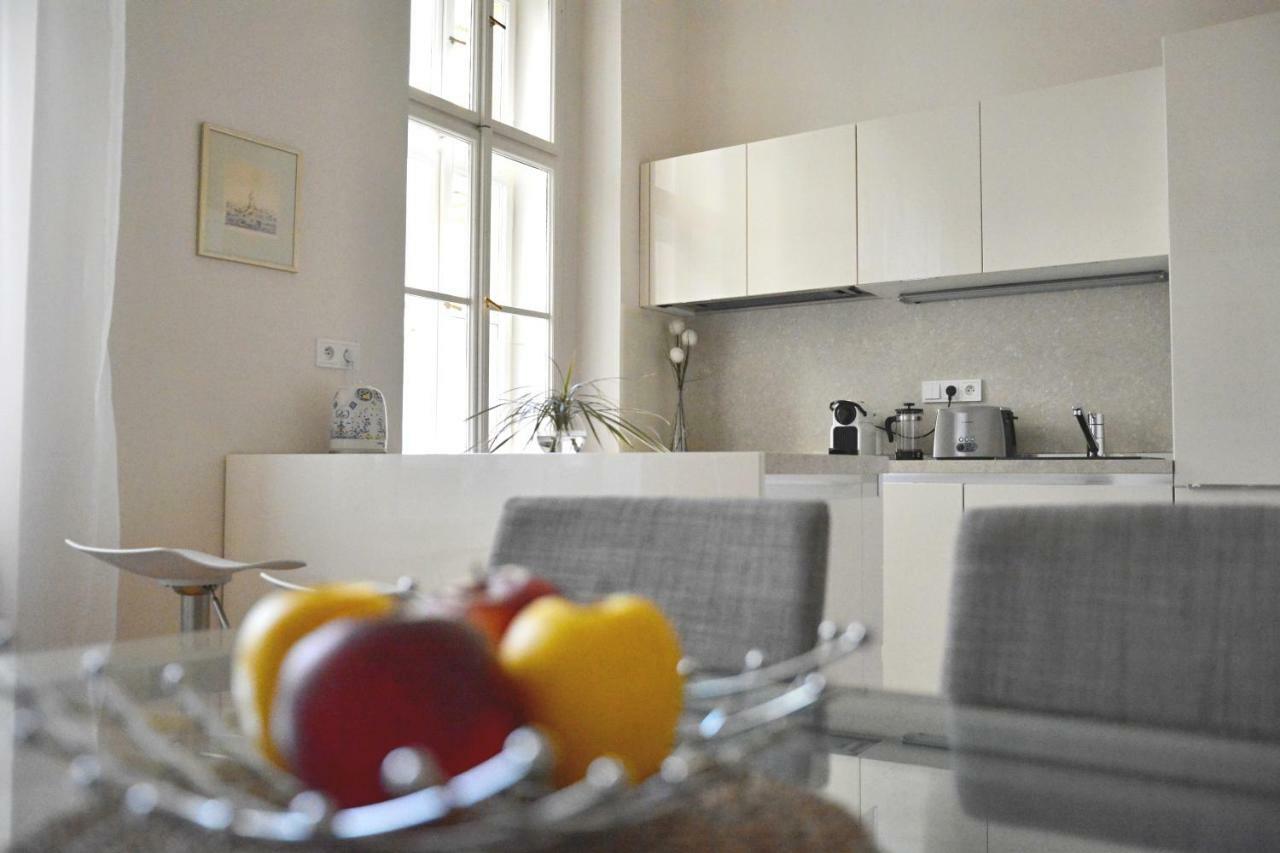 Apartment In The Heart Of Praga Zewnętrze zdjęcie