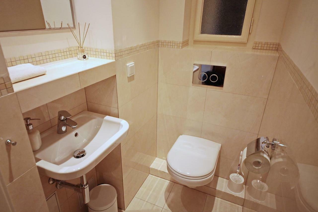 Apartment In The Heart Of Praga Zewnętrze zdjęcie