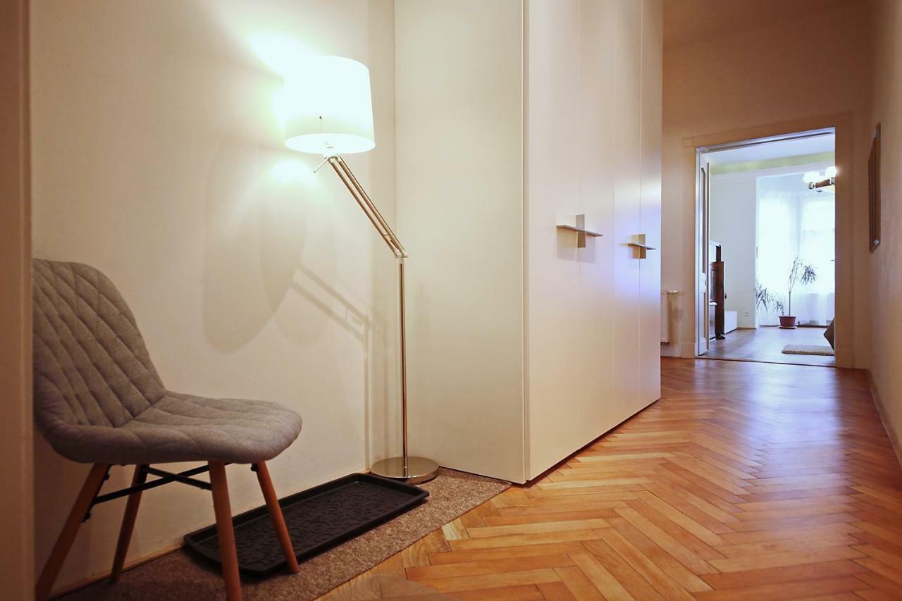 Apartment In The Heart Of Praga Zewnętrze zdjęcie