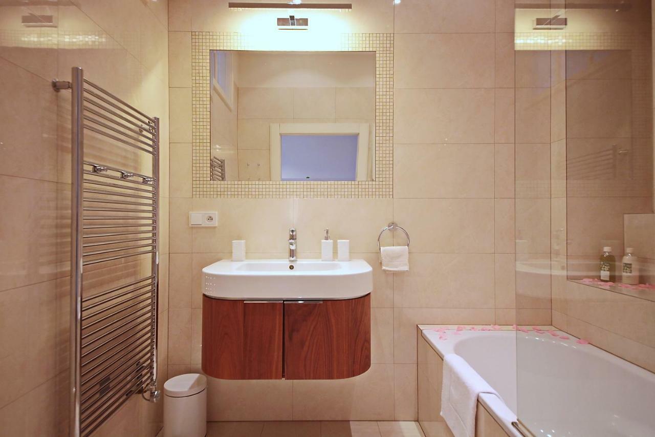 Apartment In The Heart Of Praga Zewnętrze zdjęcie