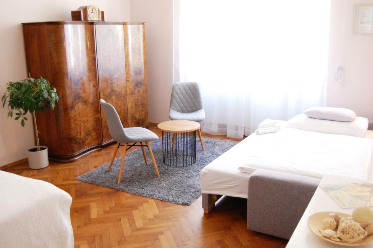 Apartment In The Heart Of Praga Zewnętrze zdjęcie